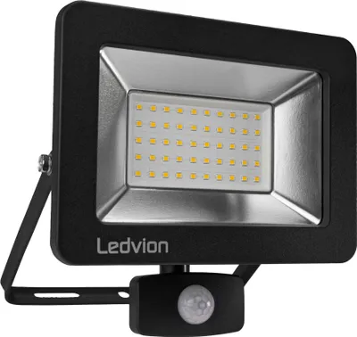 Produktbild von Ledvion LED Strahler mit Bewegunssensor, 50 Watt Osram LED Fluter, 6500K Scheinwerfer, 6000 Lumen, IP44 Außenstrahler mit Bewegungsmelder und Schnellanschluss