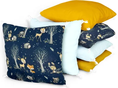 Produktbild von Amilian Bettumrandung 210 cm für Babybett - Kinder Nestchen Kantenschutz - Bettnestchen Kopfumrandung für Laufstall Bettausstattung Polster Zauberwald
