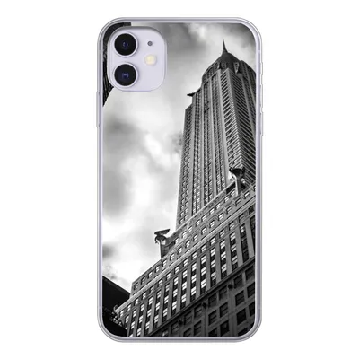 Produktbild von MuchoWow® Handyhülle Schutzhülle Hülle für iPhone 11 Chrysler Building in New York von unten nach oben in Schwarz-Weiß Silikon Softcase Handy Hülle - Handytasche