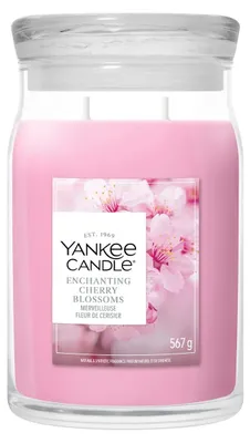 Imagen del producto de Vela Yankee Candle, aroma "Enchanting Cherry Blossom", forma redonda, fragancia afrutada, color rosa, unidad: 1