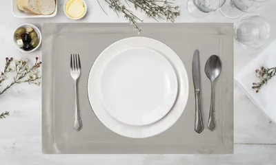 Image de Nappe festive décoration de table MELINDA argent gris clair 30x40 x4 set gris clair