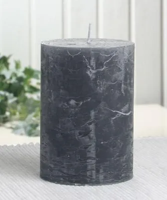 Produktbild von Rustik-Stumpenkerze in Anthrazit-Schwarz, 10 cm hoch, Ø 7 cm
