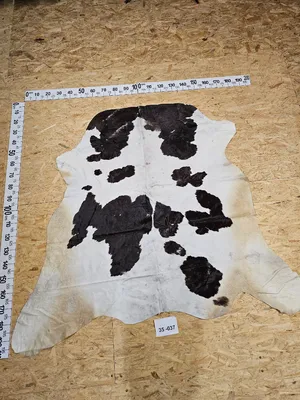Produktbild von Kuhfell mit kleinen Mängeln 35-037