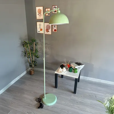 Produktbild von Stehlampe mit Beweglichem Kopf Moderne Dekorative Stehlampe aus Metall