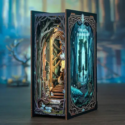 Zdjęcie produktu dla Miniaturowy domek Book Nook - Wrota magii - Puzzle 3D - 107 elementów - Drewniany domek miniaturowy - z oświetleniem LED
