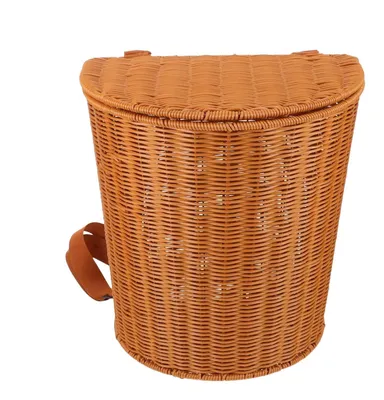 Image de Panier de pique-nique tissé à la main avec couvercle