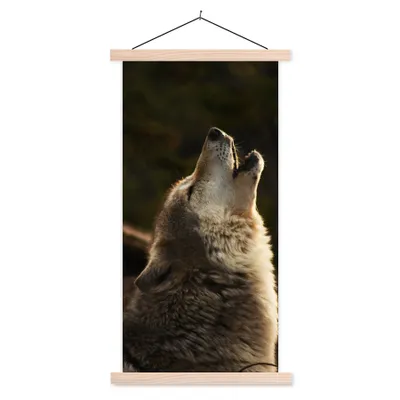 Produktbild von MuchoWow® Textilposter Wolf - Grau - Tiere 60x120 cm mit holzfarbenen Rahmen - Holz