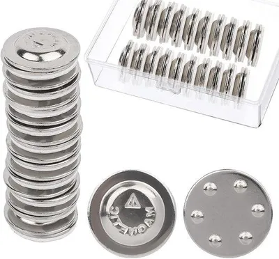 Immagine prodotto di Set di 36 porta badge magnetici autoadesivi