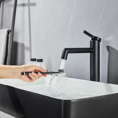Produktbild von Waschtischarmatur Messing Schwarz Hoch mit 2 Wassermodi, Messing, 360° drehbar