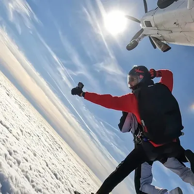 Zdjęcie produktu dla mydays Tandem skydive Hildesheim; Przeżycie jako prezent lub przeżycie dla siebie; Voucher dla 1 osoby/osób