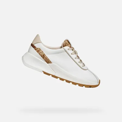 Immagine prodotto di Geox, scarpe da ginnastica bianche da donna, modello Metropoli, taglia 37