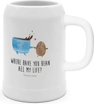 Produktbild von Mr. & Mrs. Panda Krug Kaffee Bohne - Weiß - Geschenk, Seidel, Genuss, Glück, Steinkrug, Zufriedenheit, Tiere, Humpen, Keramikkrug, Kaffeebohne, Bier