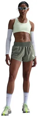 Produktbild von Shorts Nike HJ2195-386 für Damen