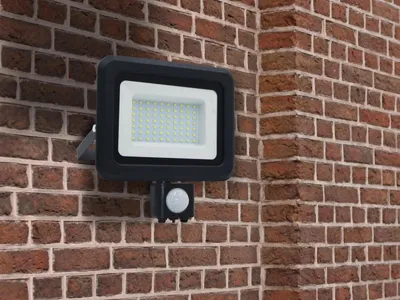 Produktbild von Außenbeleuchtung, schwarzer LED-Scheinwerfer, 50W / 4000K - LF0024S