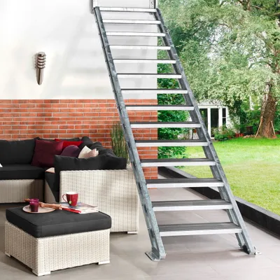 Produktbild von Außentreppe Intercon Hollywood mit 6 Stufen von 111-155 cm | 80 cm WPC anthrazit | ohne Geländer | Stiege
