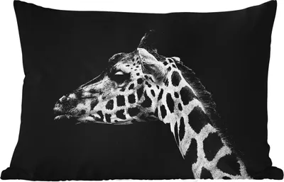 Produktbild von MuchoWow® Outdoor Kissen - Tiere - Giraffe - Schwarz - Weiß - 50x30 cm - Wetterfest - Lounge Kissen - Sofa kissen - Wohnzimmer Dekoration