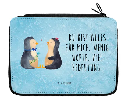Produktbild von Mr. & Mrs. Panda Federmappe Pinguin Pärchen - Eisblau - Geschenk, Hochzeitsgeschenk, Mäppchen, Liebe, Bleistiftetui, Hochzeit, Schlampermäppchen, Schreibmappe, Etui