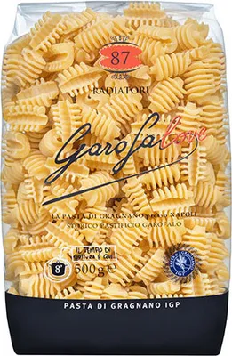 A bag of Garofalo Radiatori pasta.