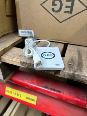 Obrázek produktu pro Čtečka čipových karet ProXtend 2.0 NFC kompatibilní s plnou rychlostí rozhraní CCID, PX-NFCSCR-2