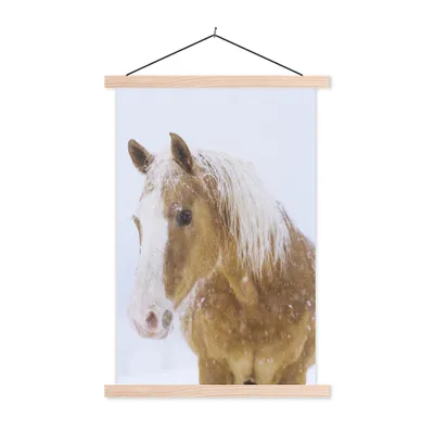 Produktbild von MuchoWow® Textilposter Pferd - Schnee - Winter 40x60 cm mit holzfarbenen Rahmen - Poster
