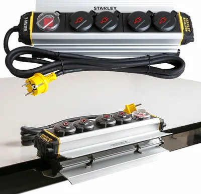 Zdjęcie produktu dla FATMAX 4-krotna aluminiowa listwa nasadowa 3m z szyną zaciskową