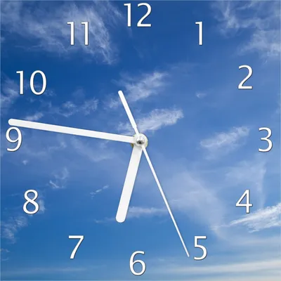 Produktbild von Wallario Design Wanduhr Blauer Himmel mit vereinzelten Wolken aus Echtglas, Größe 20 x 20 cm