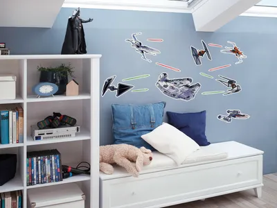 Produktbild von Star Wars Wandtattoo von Komar "Star Wars Spaceship"  - Größe 50 x 70 cm
