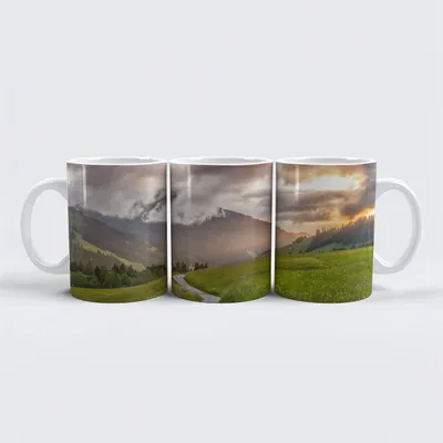 Produktbild von Tasse Am Berg Keramik weiss 95 mm hoch 80 mm Ø spülmaschinen- und mikrowellengeeignet