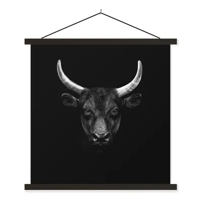Produktbild von MuchoWow® Textilposter Tiere - Stier - Schwarz - Weiß - Porträt 90x90 cm mit schwarzem Rahmen - Magnetisches