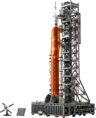 Produktbild von LEGO Icons NASA Artemis Startrampe, Geschenk, Dekoration fürs Wohnzimmer oder Büro, Weihnachtsgeschenk, Bauset für Erwachsene, mit Orion-Raumkapsel und Startrampe, Sammlerstück 10341