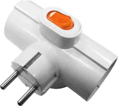 Produktbild von Dreifach-Steckdose mit Schalter 16A R40067