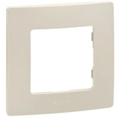 Obrázok produktu pre Legrand NILOÉ rám 3x (665013) béž