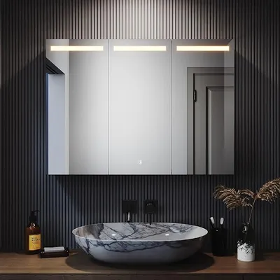 Produktbild von Spiegelschrank Bad mit Beleuchtung 90 x 65 cm Edelstahl Badezimmer-Spiegelschrank mit Steckdose und Touch 3 türig LED Badpiegelschrank 3 einstellbare Lichtfarben