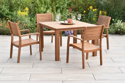 Produktbild von Merxx Gartenmöbel Set Batavia 5tlg., 4 Stapelsessel, Tisch 110 x 110 cm- Akazie