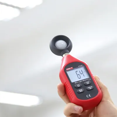 Image de UNI-T UT383 Mini Light Meter Lumens Digital Luxometer Luminance 0~199,999Lux Environmental Test Equipment Handheld Illuminometer Photometer Light Lux Meter Brightness Measurement