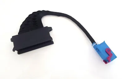 Produktbild von Adapter 36 Pin 32 Pin für VW Passat 3C B6 Golf 5 Touran Tiguan Farbdisplay Tacho