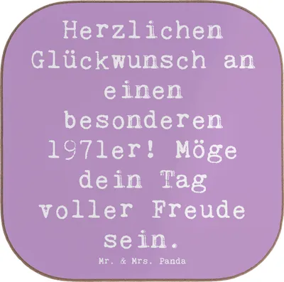 Produktbild von Mr. & Mrs. Panda Tischuntersetzer Spruch 1971 Geburtstag - Lavendeltraum - Geschenk, Untersetzer Glas, handgefertigt, gläseruntersetzer, herzliche Glückwünsche, Alter