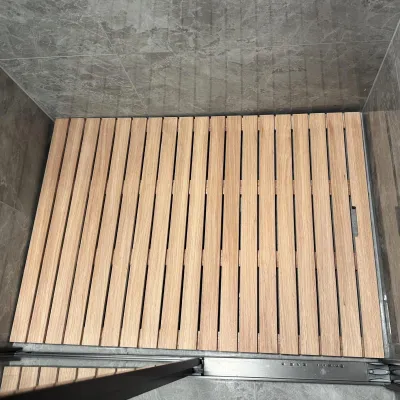 Imagen del producto de Alfombrilla antideslizante de madera para el baño