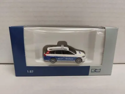 Zdjęcie produktu dla Rietze 53332 – 1:87 Volkswagen Golf 7 Variant, Urząd ds. Kar w Salzburgu (AT) – nowy