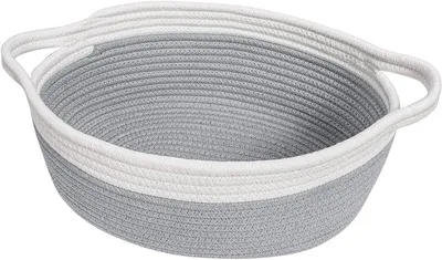 Produktbild von Kleiner grauer Korb aus geflochtenem Rattan für Spielzeug, Badezimmerartikel, Kosmetik oder als Regalaufbewahrung