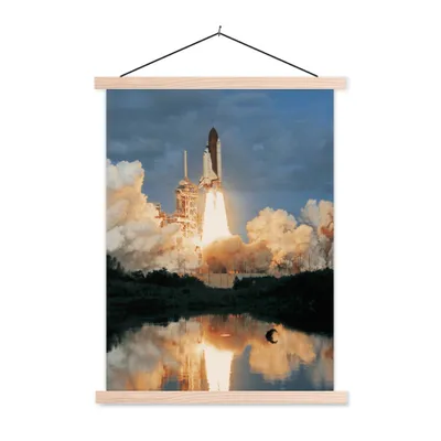Produktbild von MuchoWow® Textilposter Start einer Raumfähre 40x53 cm mit holzfarbenen Rahmen - Schlafzimmer