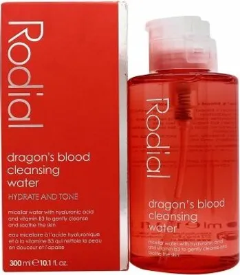 Produktbild von Rodial 35072, Frauen, 300 ml, trockene Haut, Kühlung, Beruhigend, Pumpenflasche, Aqua (Water), PEG-6 Caprylic/Capric Glycerides, Niacinamide, Phenoxyethanol,Benzyl Alcohol,...