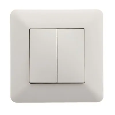 Immagine prodotto di Interruttore a levetta ARTEZO doppio 10 A bianco