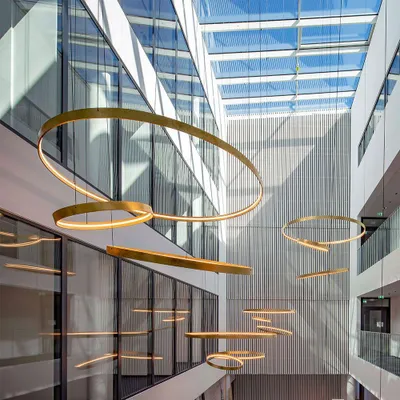 Produktbild von s.luce Made LED-Ring XL Pendelleuchte Ø bis 230 cm Dimmbar RAL Blattgold Ø 230cm Rund