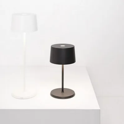 Immagine prodotto di Lampada a led da tavolo Olivia pro mini Lilla ricaricabile e dimmerabile