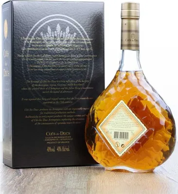 Produktbild von Clés des Ducs Vieil Armagnac V.S.O.P. 40% Vol. 0,7l in Geschenkbox