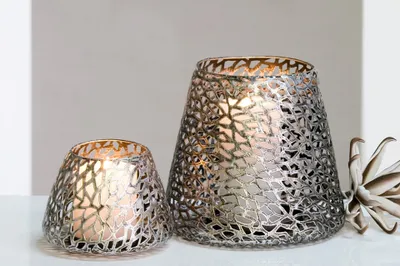 Produktbild von GILDE Windlicht, "Purley", Metall, silberfarben, VE 2, H. 20 cm, D. 20 cm
