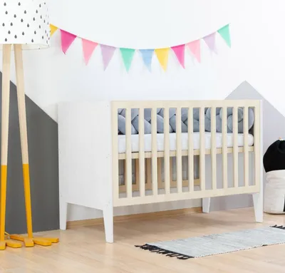 Produktbild von Kinderbett SLEEPY mit höhenverstellbarem Lattenrost und vollem Kopfteil - Weiß - Nachbildung Natur