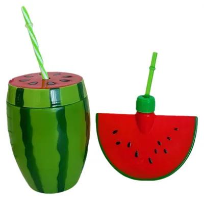 Produktbild von Wassermelonenbecher mit Deckel und Strohhalm, wiederverwendbare Trinkbecher aus Kunststoff in Wassermelonenform, lustiges Frucht-Trinkgeschirr für Partys, Picknicks und Sommerveranstaltungen