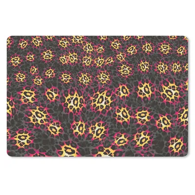 Produktbild von MuchoWow® Schreibtischunterlage Pantherdruck - Design - Gelb - Rosa 60x40 cm - XXL Mauspad - Großes Mauspad